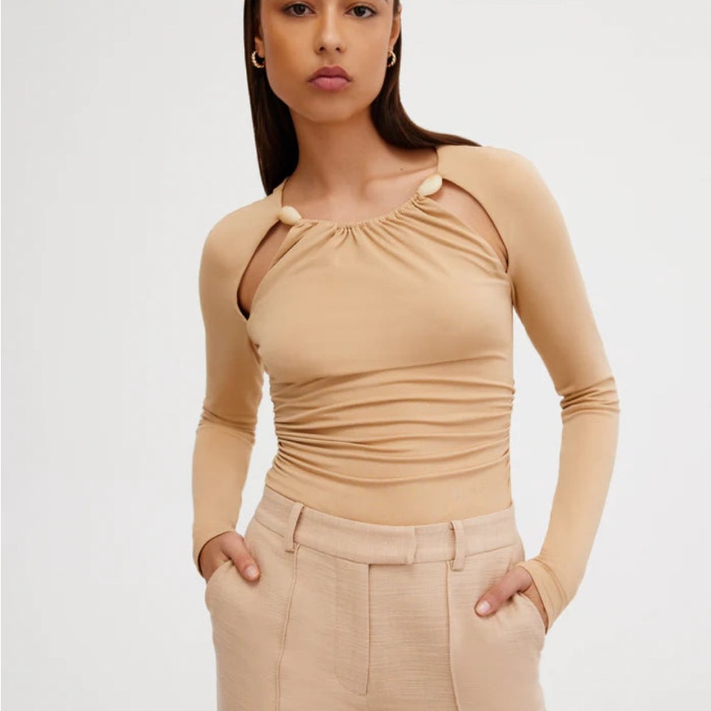 Jonathan Simkhai alma cut out shoulder nwt lined long sleeve cream top small